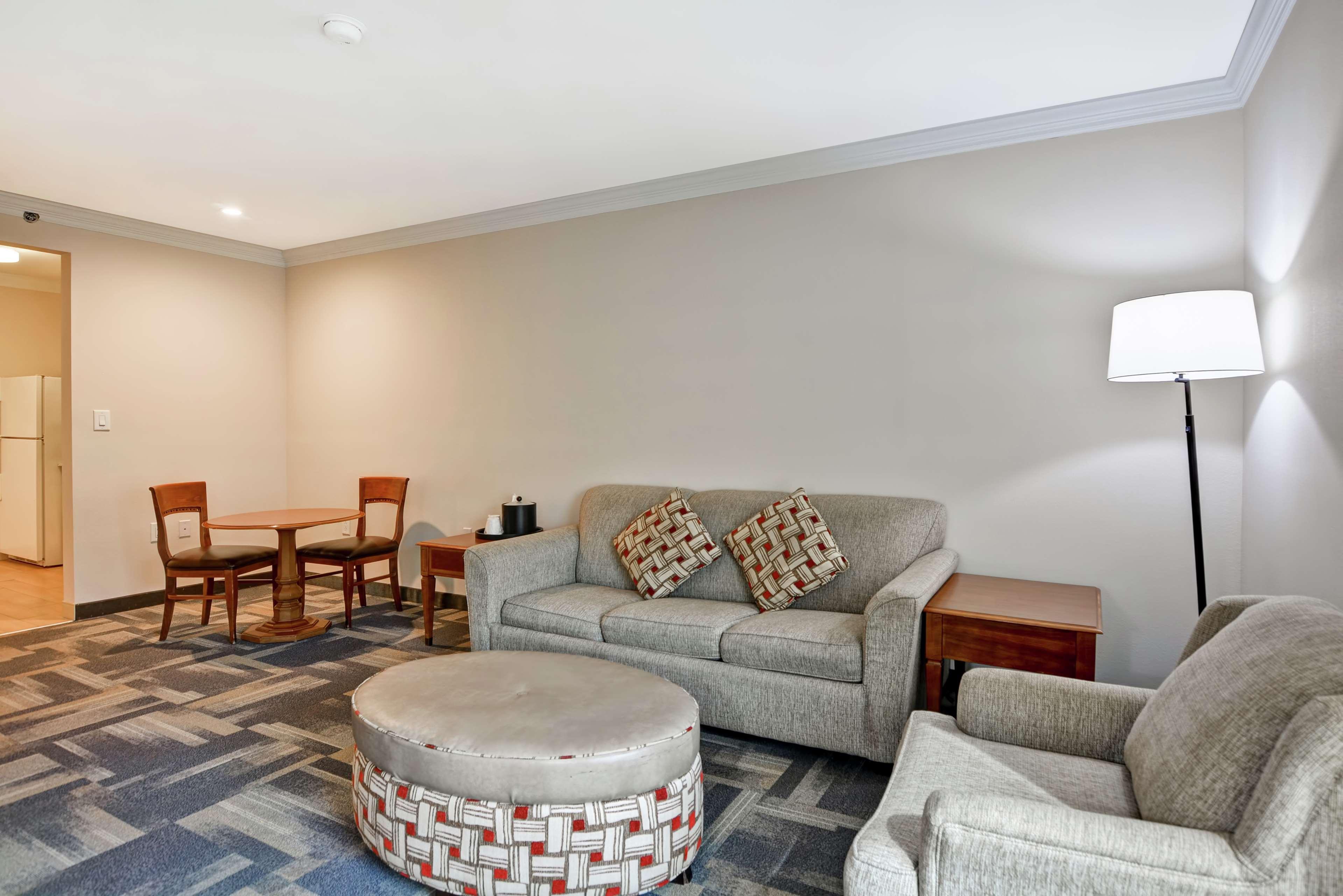 Hampton Charleston North Hotel 3*